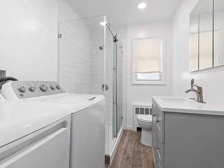 61 Minnesota Ave #2 — Photo 13