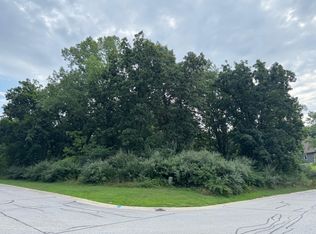 91 Eskir Ln, Crown Point, IN 46307