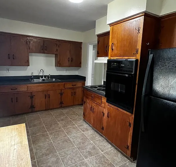 207 Robin Rd — Photo 5