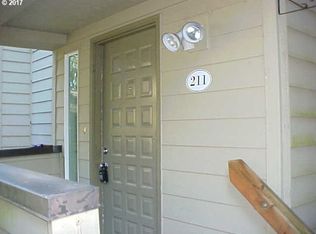 1601 NE 113th St APT 211, Vancouver, WA 98686