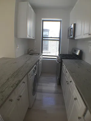 Rented by Newcastle Realty Services | media 33