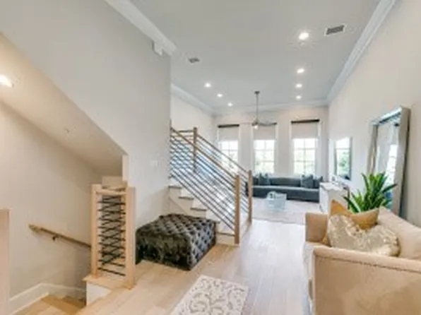 4125 Runyon Rd, Addison, TX 75001