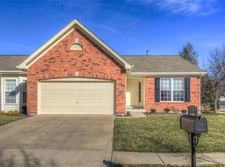 14735 Ladue Bluffs Crossing Dr, Chesterfield, MO 63017