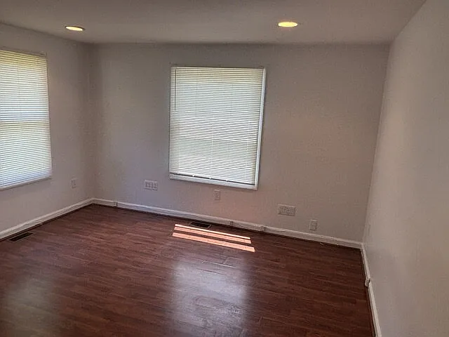 103 Leanne Dr — Photo 13