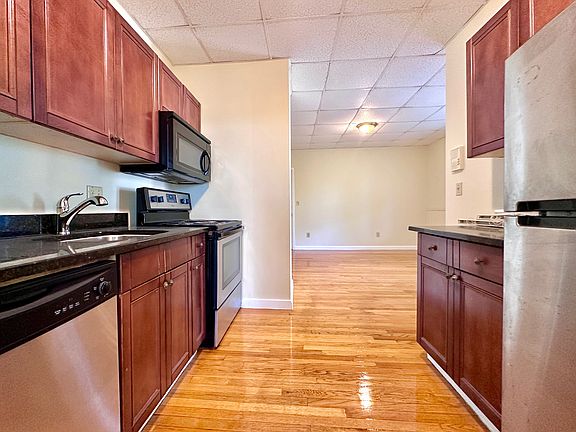 5th image of 295 Nahant Rd #3U