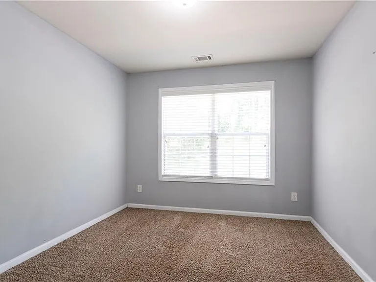1126 Treymont Ln — Photo 17