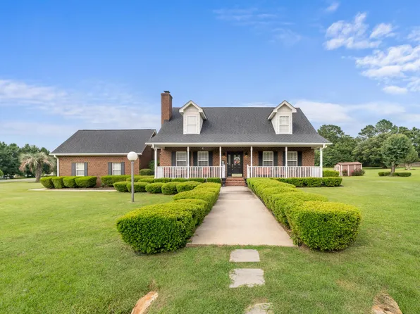 105 Knollwood Ct, Orangeburg, SC 29118