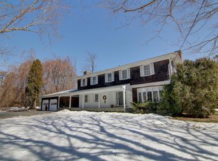 368 Rumstick Rd, Barrington, RI 02806