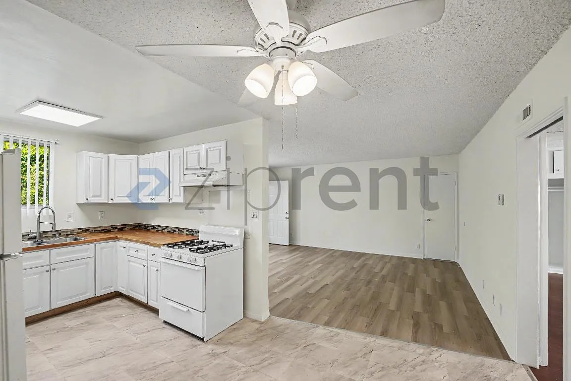 3 bed, 9000 sqft, $2,900 — Photo 4