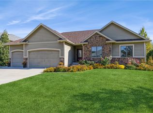 7029 Northwood Dr, Johnston, IA 50131