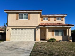15670 Hawthorne Ave, Fontana, CA 92335