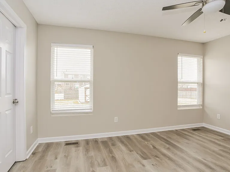 1955 Bay Port Dr — Photo 11