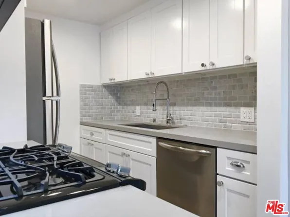 301 S Swall Dr APT 103, Los Angeles, CA 90048