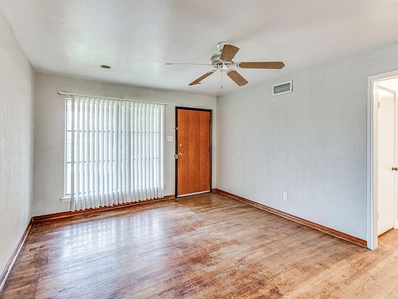 2nd image of 1724 Alta Vista St