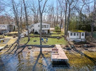 446 Lake Washington Dr, Glocester, RI 02814