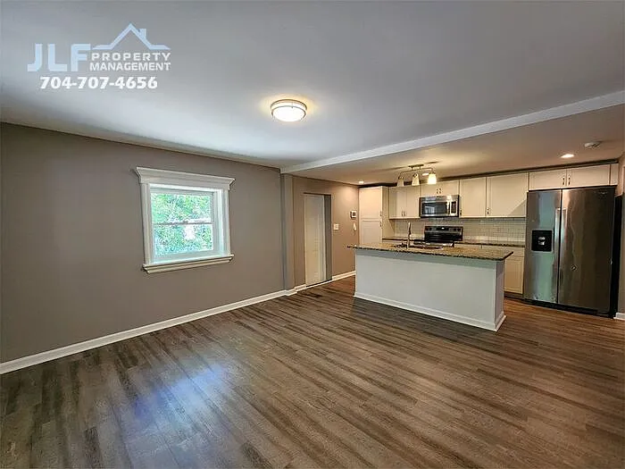 573 Faith Dr SW — Photo 2