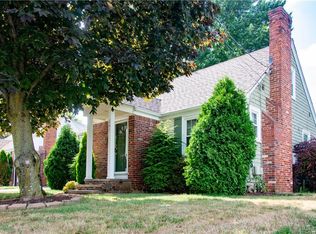 261 Fiat Ave, Cranston, RI 02910