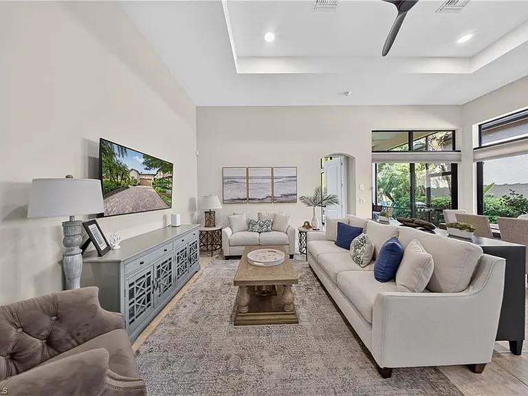 7890 Allende Ln — Photo 13