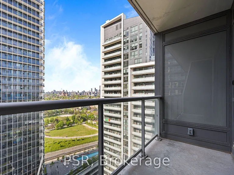 11 Ordnance St #1901 — Photo 19