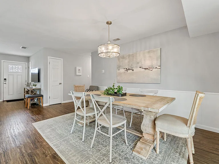 8508 Bradford Dr — Photo 8