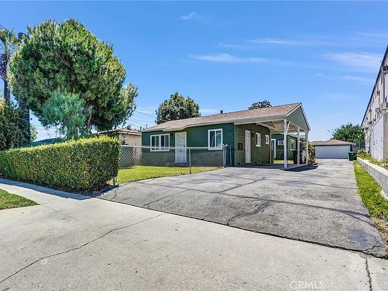 6707 Cleon Ave — Photo 2