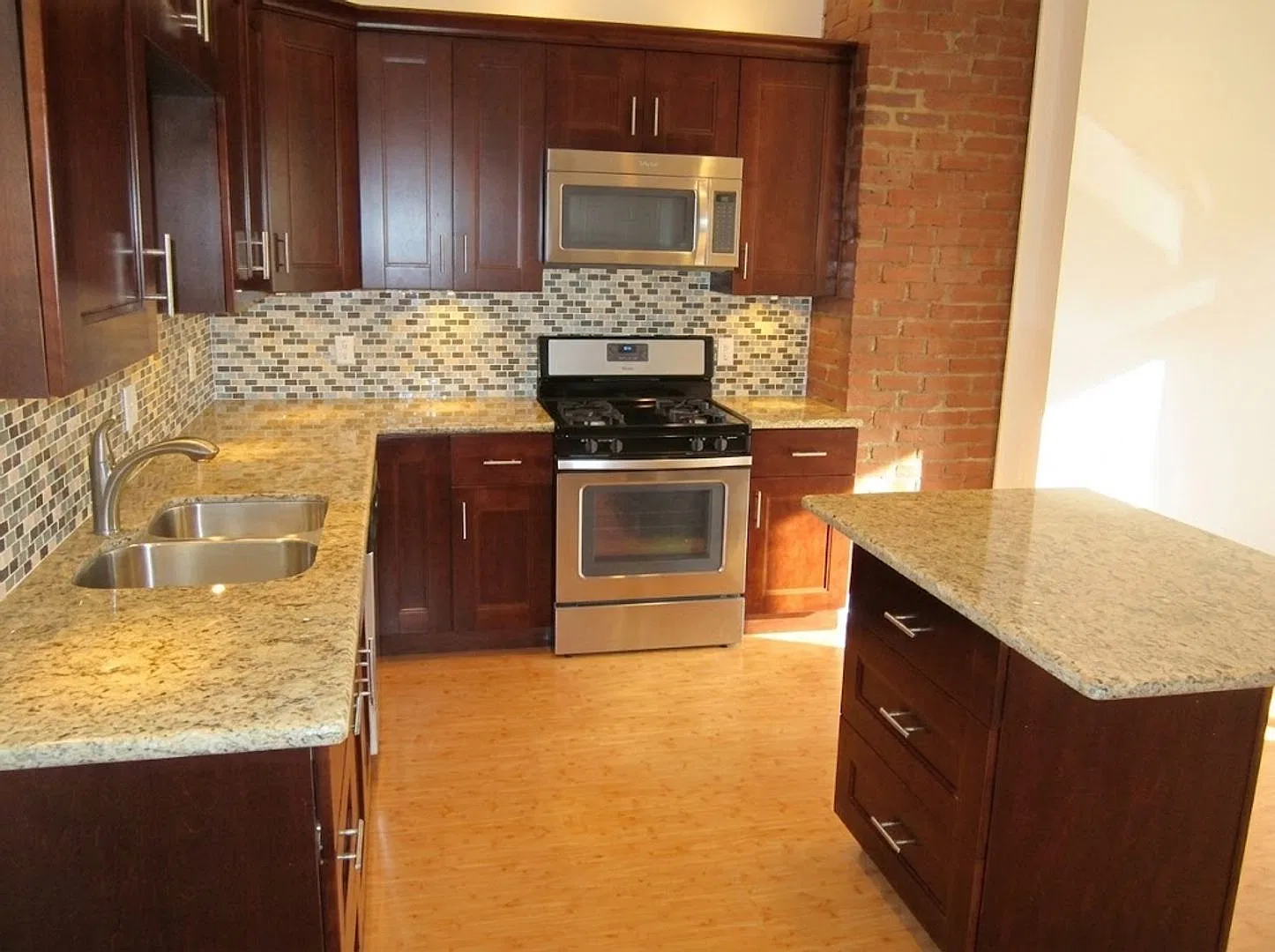 Student Housing - South Side — Photo 2