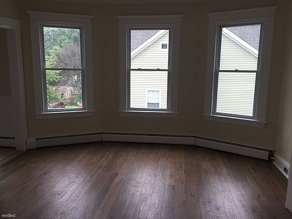 3rd image of 142 Morehouse St