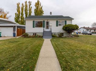 315 Dieppe Blvd S, Lethbridge, AB T1J 3X2