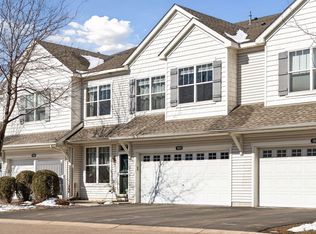 1948 Shamrock Pl, Chaska, MN 55318