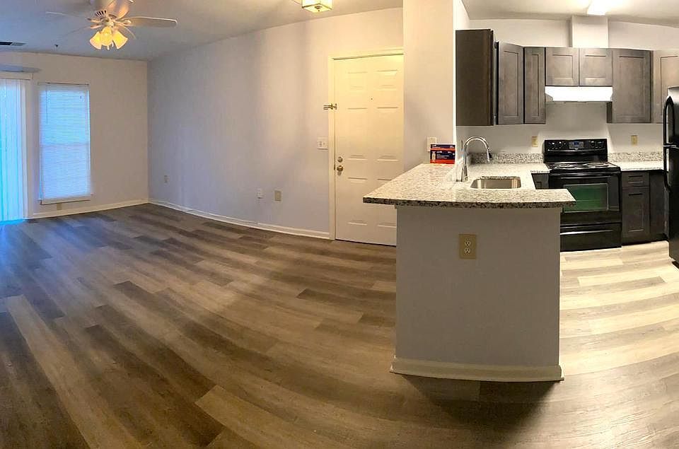 Living Room & Kitchen