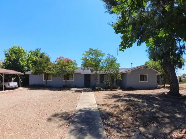 524 4th Street, Orange Cove, CA 93646