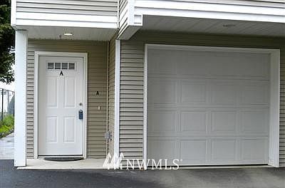 1st image of 12020 A 31st Avenue NE