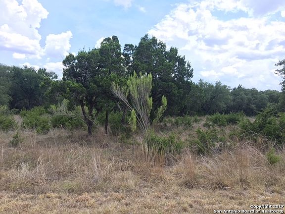2nd image of 2577 Comal Spgs