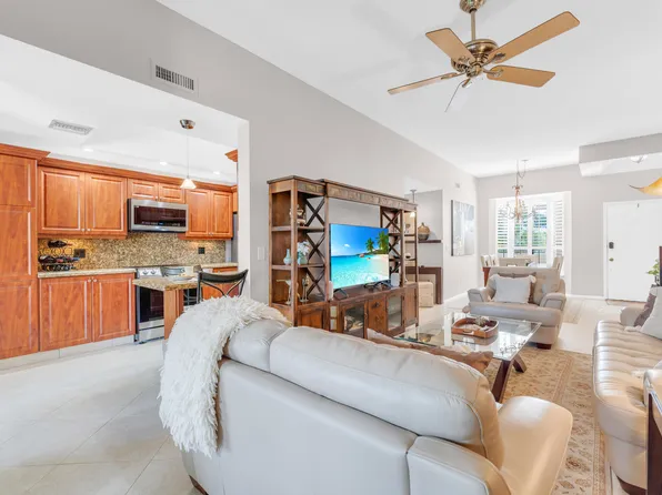 7460 La Paz Blvd APT 309, Boca Raton, FL 33433