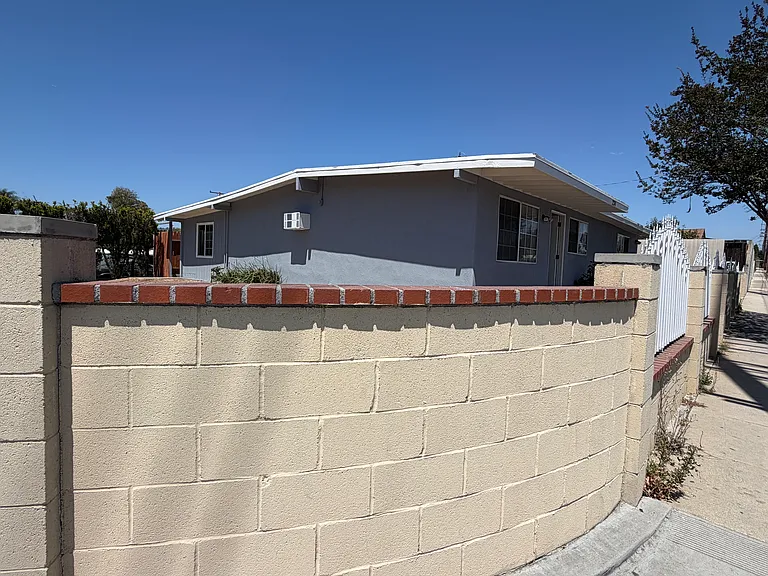 231 E Lambert Rd — Photo 5