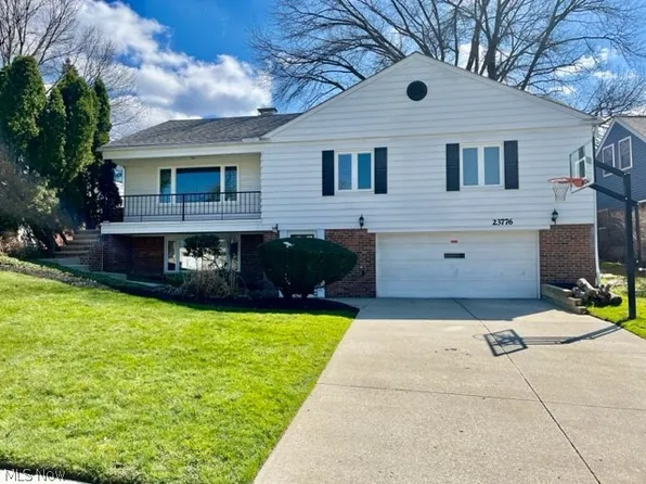 23776 Glenhill Dr, Beachwood, OH 44122