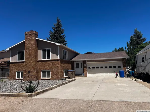 1957 Polk St, Laramie, WY 82070