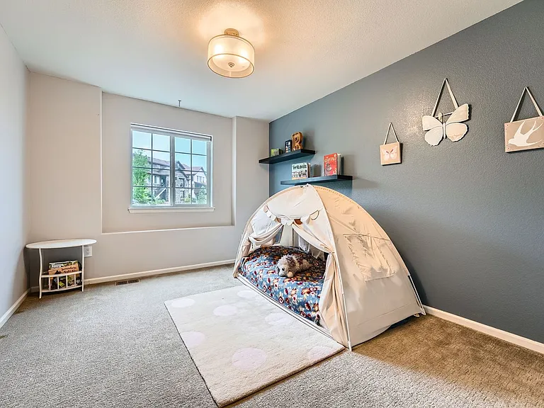 10463 Meadowleaf Way — Photo 15