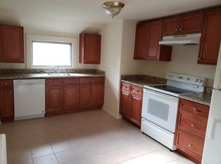 20 Vidal Ave APT 3, East Falmouth, MA 02536