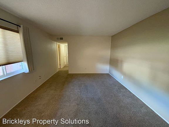 4th image of 9601 Dona Marguerita Ave NE