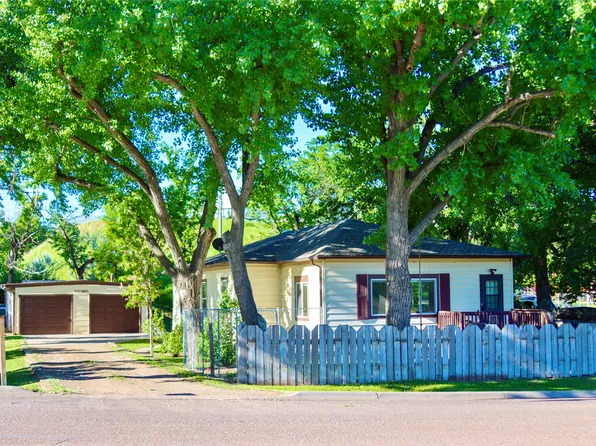 1902 1st St, Havre, MT 59501