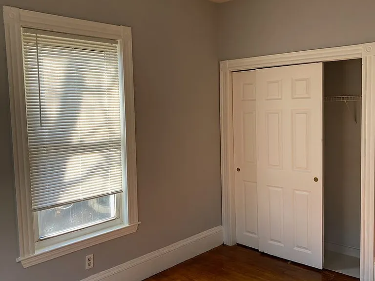 22 Downer Ave — Photo 3