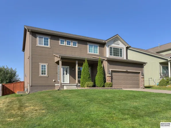 14206 S 18th St, Bellevue, NE 68123