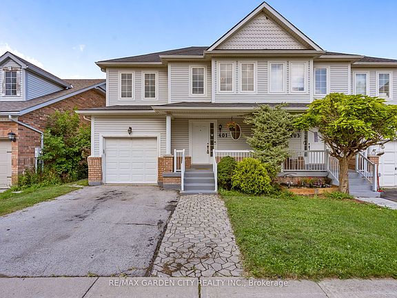 3rd image of 401 Wright Cres