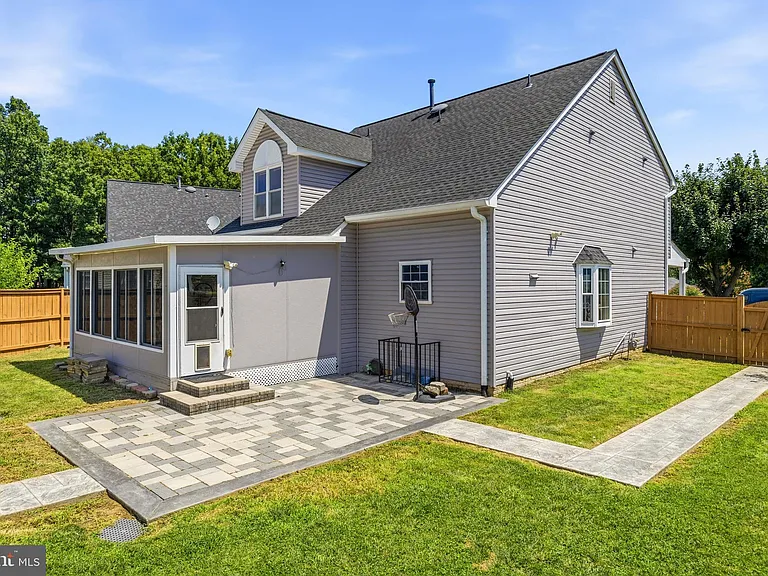 13922 Rutgers Ct — Photo 60