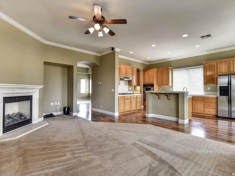 2101 Demetrius Way — Photo 10