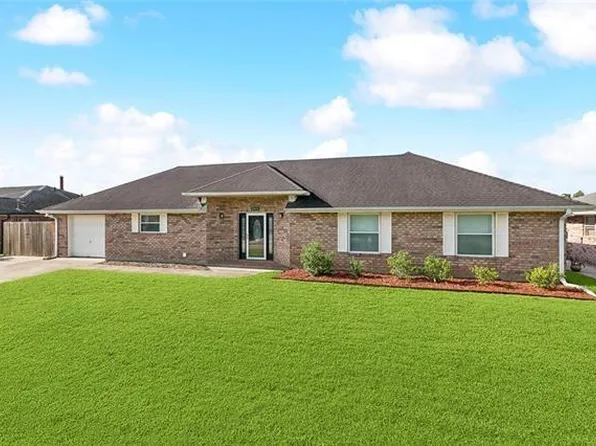 2560 Kismet St, Marrero, LA 70072