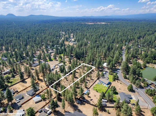60332 Hiawatha Ln, Bend, OR 97702