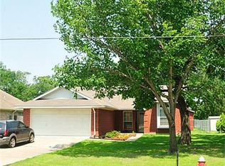 515 Cedar St, Forney, TX 75126