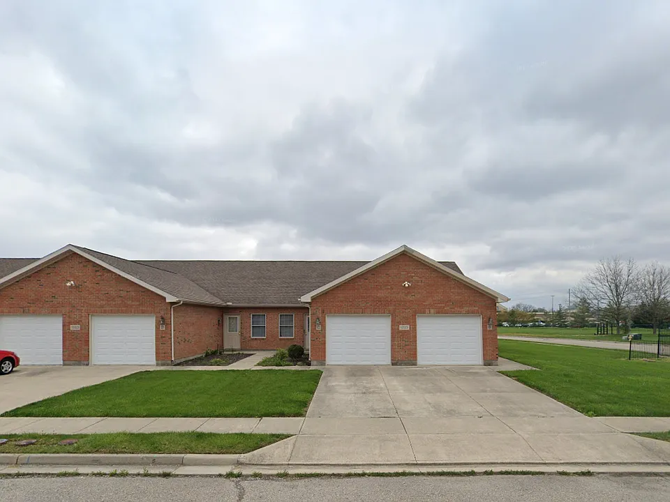 1035 Laurel Tree Ct #B